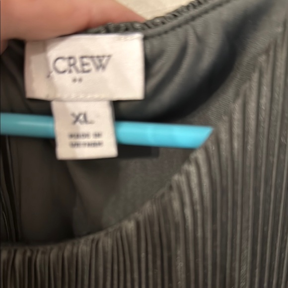 J. Crew GreenPleated Sleeveless Tank Top - Picture 2 of 2